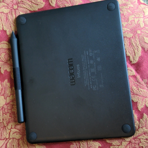 Wacom Intuos tablet - Picture 2 of 6